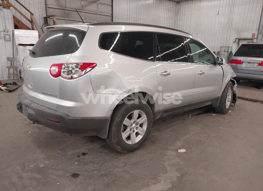 Photo 4 of 2011 Chevrolet Traverse 1LT (VIN 1GNKVGEDXBJ290086)