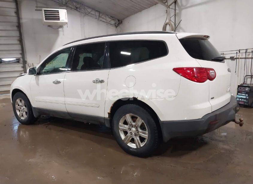 Photo 3 of 2011 Chevrolet Traverse 1LT (VIN 1GNKVGEDXBJ313656)