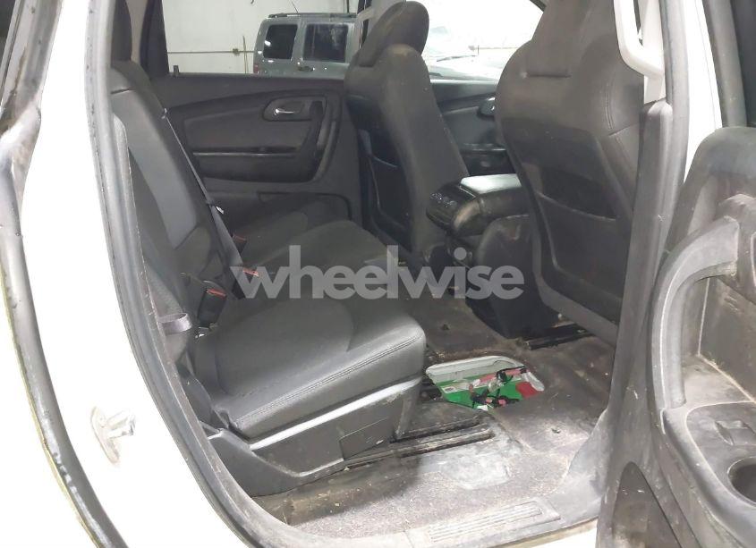 Photo 8 of 2011 Chevrolet Traverse 1LT (VIN 1GNKVGEDXBJ313656)