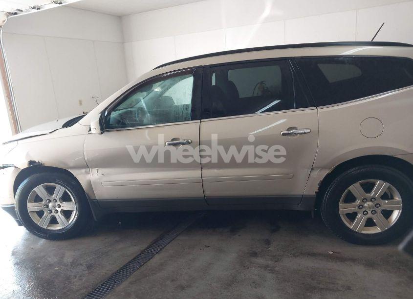 Photo 15 of 2011 Chevrolet Traverse 1LT (VIN 1GNKVGEDXBJ406466)