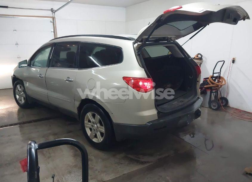 Photo 3 of 2011 Chevrolet Traverse 1LT (VIN 1GNKVGEDXBJ406466)