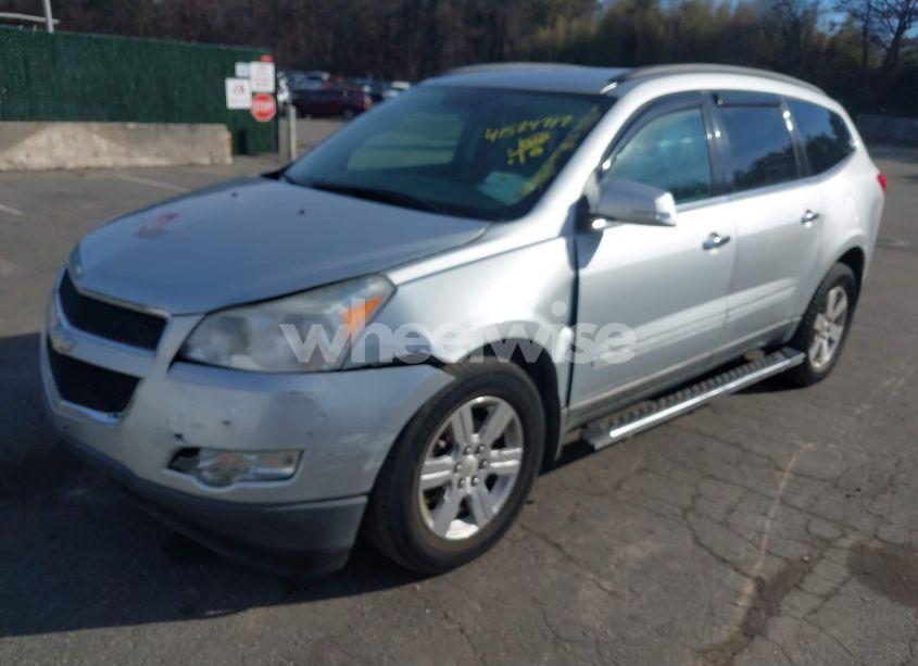 Photo 2 of 2012 Chevrolet Traverse 1LT (VIN 1GNKVGEDXCJ135412)
