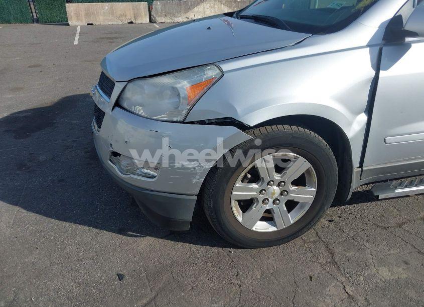 Photo 6 of 2012 Chevrolet Traverse 1LT (VIN 1GNKVGEDXCJ135412)