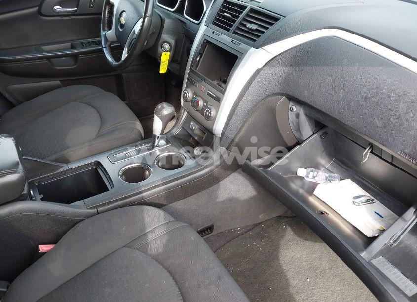 Photo 5 of 2012 Chevrolet Traverse 1LT (VIN 1GNKVGEDXCJ148774)