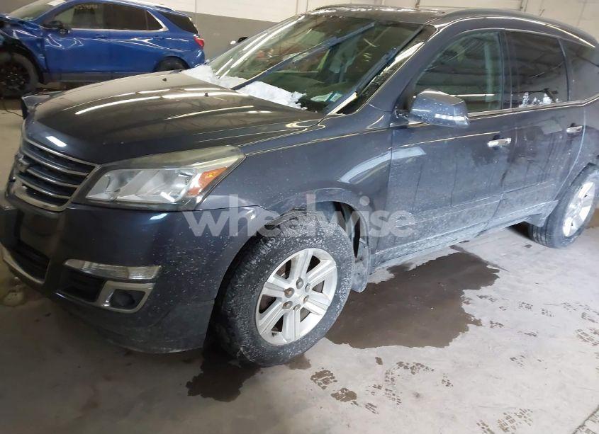 Photo 2 of 2013 Chevrolet Traverse 1LT (VIN 1GNKVGKD0DJ117443)