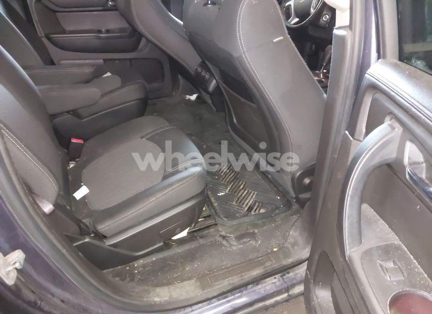 Photo 8 of 2013 Chevrolet Traverse 1LT (VIN 1GNKVGKD0DJ117443)