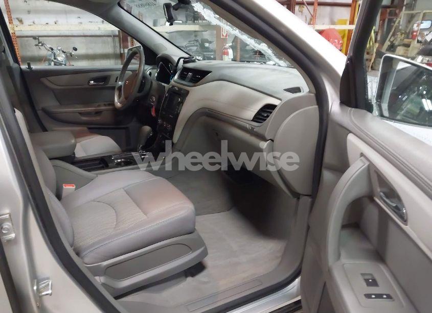 Photo 5 of 2014 Chevrolet Traverse 1LT (VIN 1GNKVGKD0EJ349302)