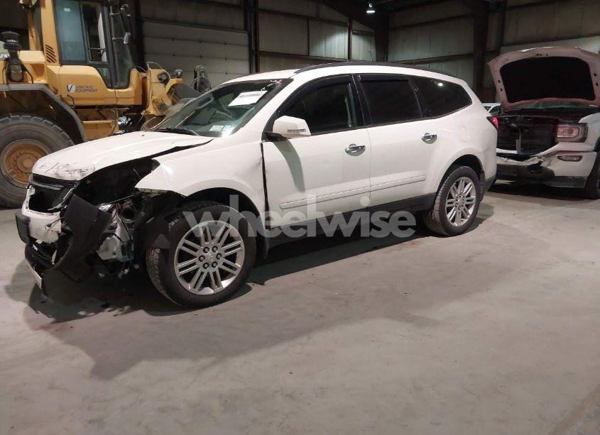 Photo 2 of 2015 Chevrolet Traverse 1LT (VIN 1GNKVGKD0FJ241425)