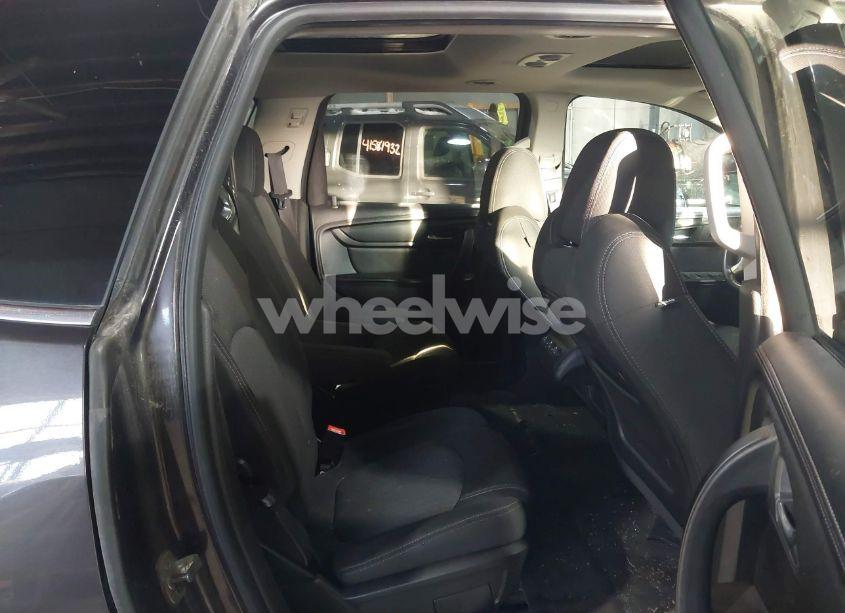 Photo 8 of 2013 Chevrolet Traverse 1LT (VIN 1GNKVGKD1DJ159409)