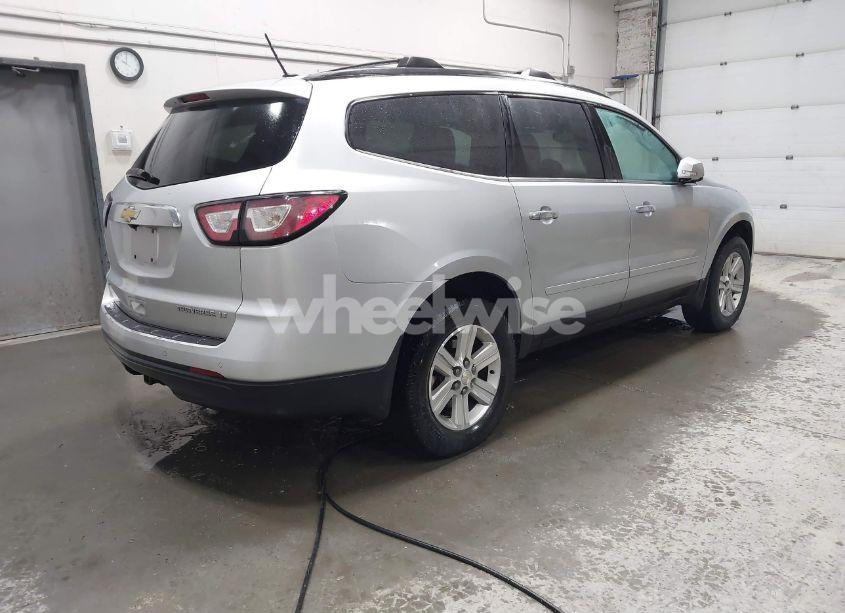 Photo 4 of 2014 Chevrolet Traverse 1LT (VIN 1GNKVGKD1EJ318303)