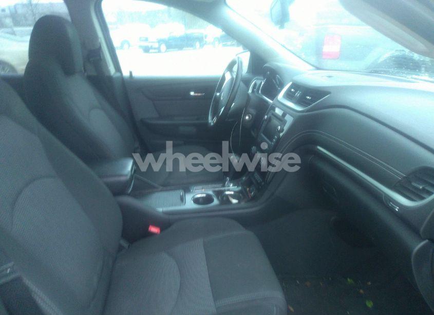 Photo 5 of 2016 Chevrolet Traverse 1LT (VIN 1GNKVGKD1GJ212100)