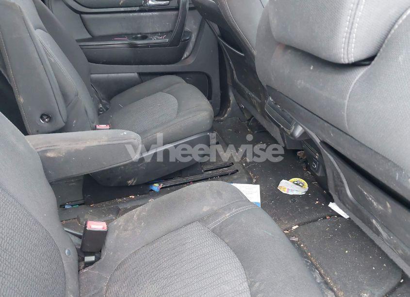 Photo 8 of 2017 Chevrolet Traverse 1LT (VIN 1GNKVGKD1HJ117473)