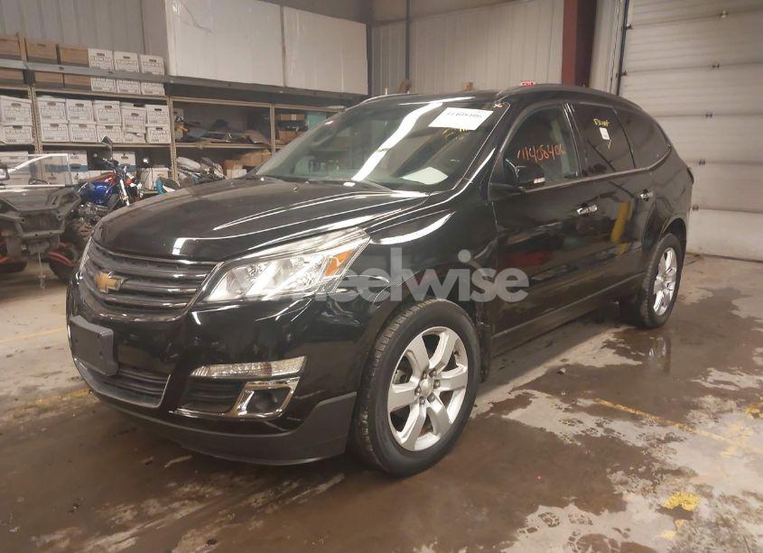 Photo 2 of 2017 Chevrolet Traverse 1LT (VIN 1GNKVGKD1HJ350558)