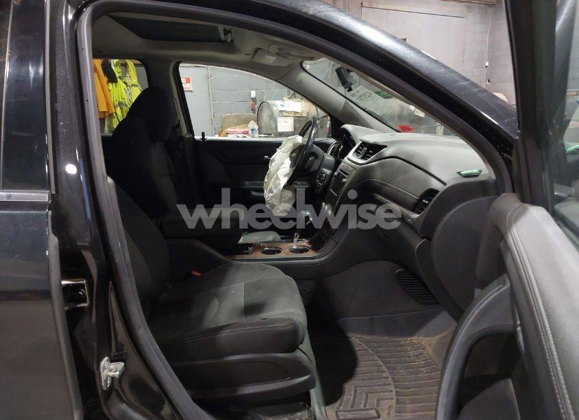 Photo 5 of 2013 Chevrolet Traverse 1LT (VIN 1GNKVGKD2DJ128458)