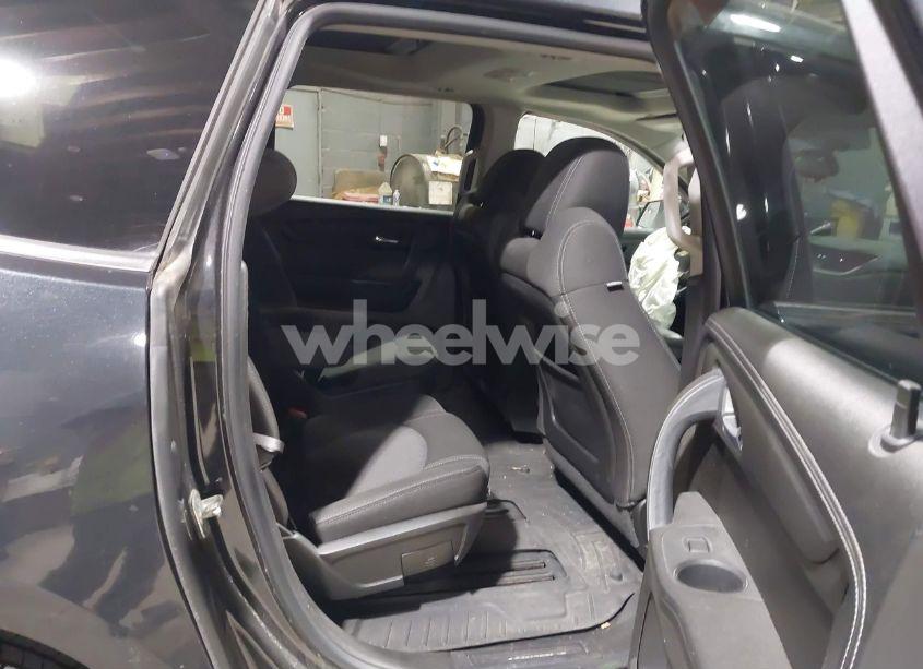 Photo 8 of 2013 Chevrolet Traverse 1LT (VIN 1GNKVGKD2DJ128458)