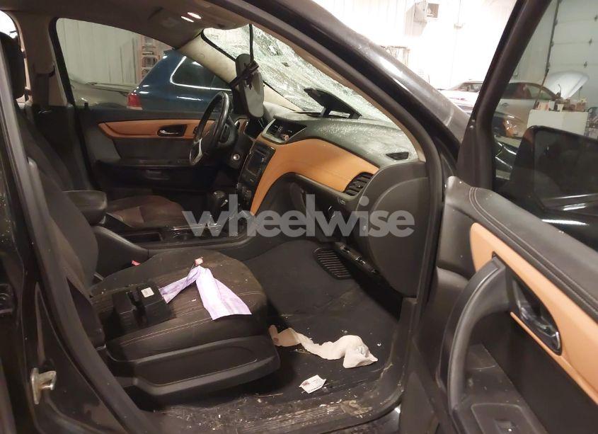 Photo 5 of 2014 Chevrolet Traverse 1LT (VIN 1GNKVGKD2EJ331836)