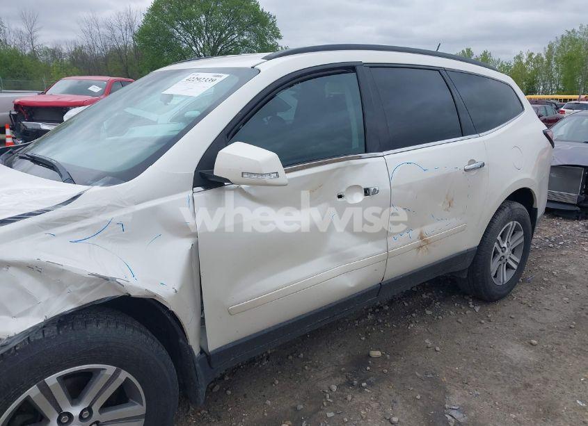 Photo 18 of 2015 Chevrolet Traverse 1LT (VIN 1GNKVGKD2FJ280517)