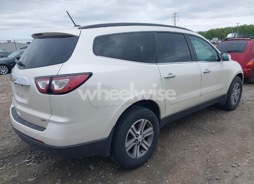 Photo 4 of 2015 Chevrolet Traverse 1LT (VIN 1GNKVGKD2FJ280517)