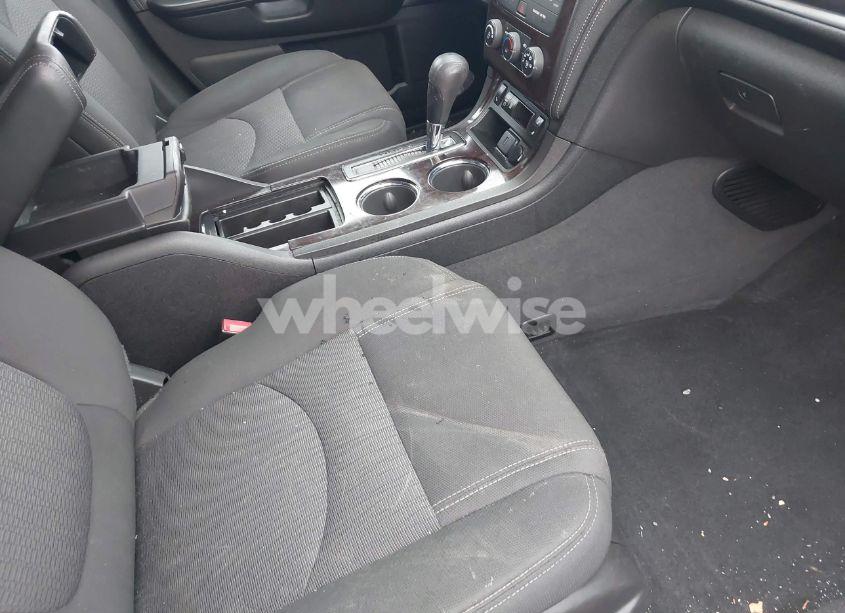 Photo 5 of 2017 Chevrolet Traverse 1LT (VIN 1GNKVGKD2HJ175379)