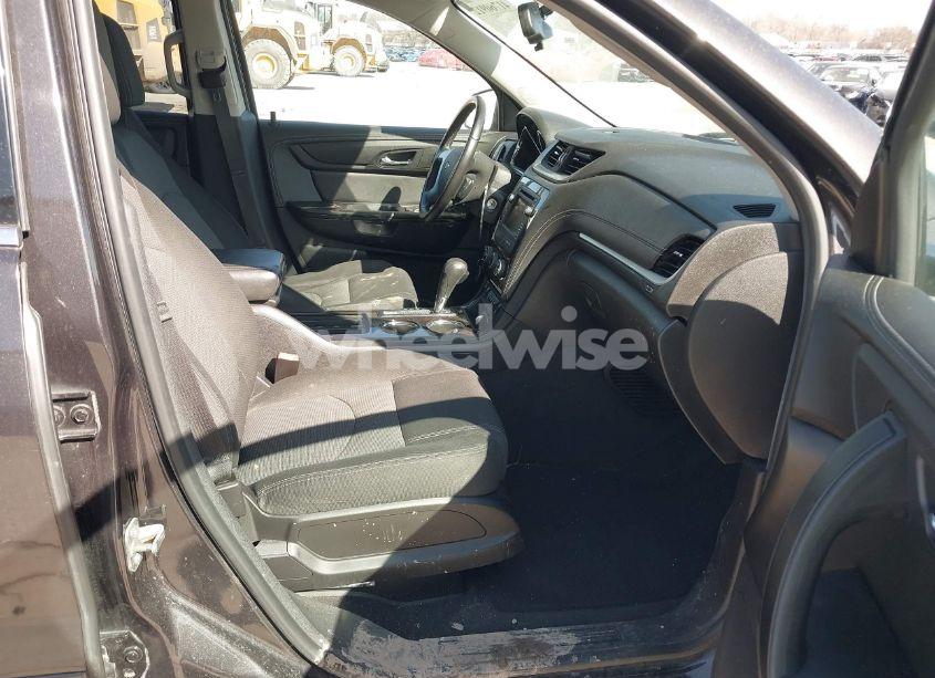 Photo 5 of 2017 Chevrolet Traverse 1LT (VIN 1GNKVGKD2HJ331579)