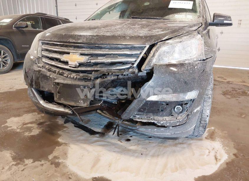 Photo 6 of 2015 Chevrolet Traverse 1LT (VIN 1GNKVGKD3FJ189773)