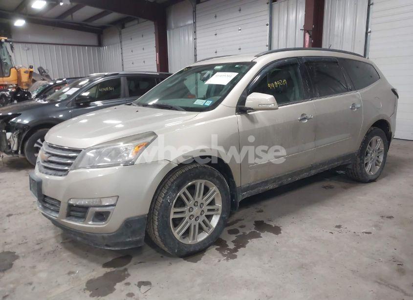 Photo 2 of 2015 Chevrolet Traverse 1LT (VIN 1GNKVGKD3FJ217734)