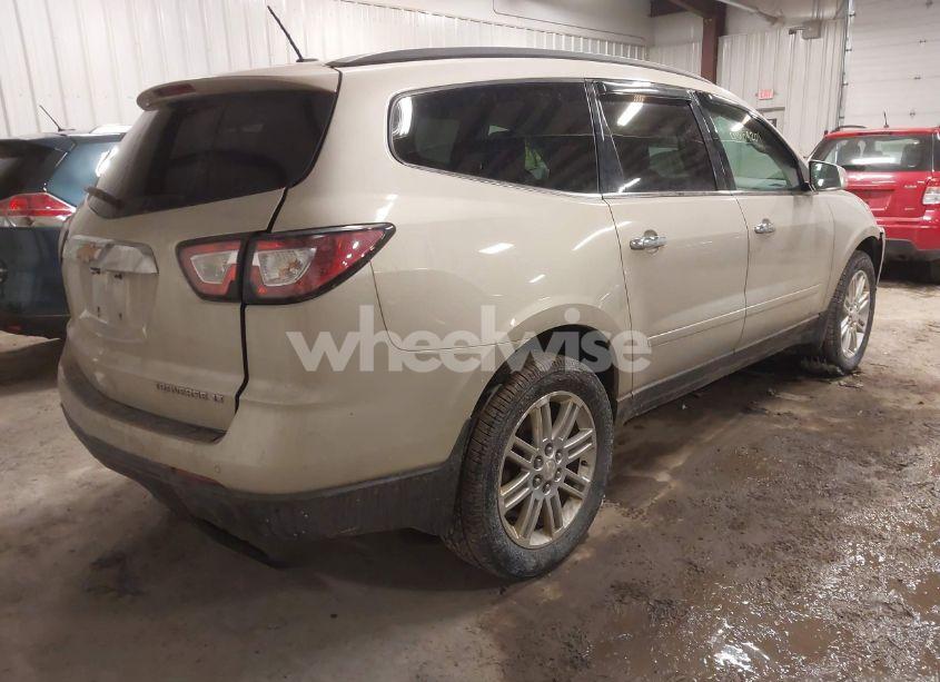 Photo 4 of 2015 Chevrolet Traverse 1LT (VIN 1GNKVGKD3FJ217734)
