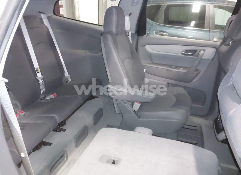 Photo 8 of 2015 Chevrolet Traverse 1LT (VIN 1GNKVGKD3FJ217734)