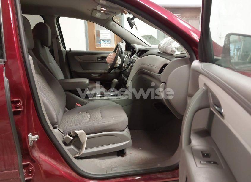 Photo 5 of 2016 Chevrolet Traverse 1LT (VIN 1GNKVGKD3GJ204399)