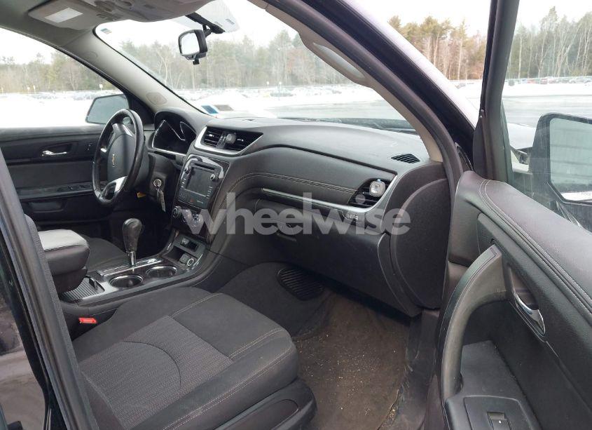 Photo 5 of 2017 Chevrolet Traverse 1LT (VIN 1GNKVGKD3HJ309977)