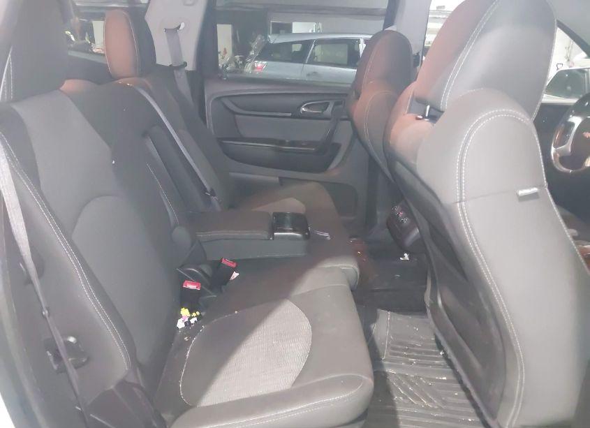 Photo 8 of 2013 Chevrolet Traverse 1LT (VIN 1GNKVGKD4DJ186880)