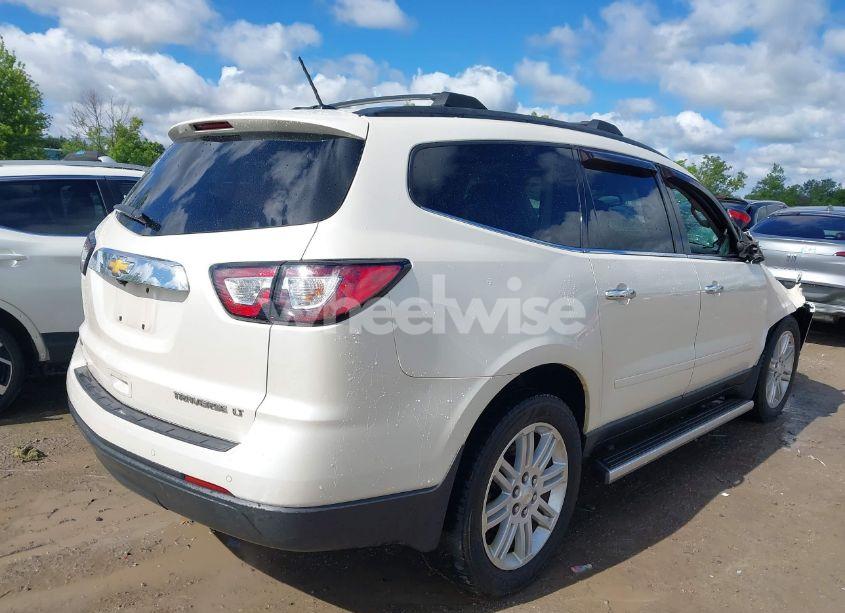 Photo 4 of 2013 Chevrolet Traverse 1LT (VIN 1GNKVGKD4DJ264915)