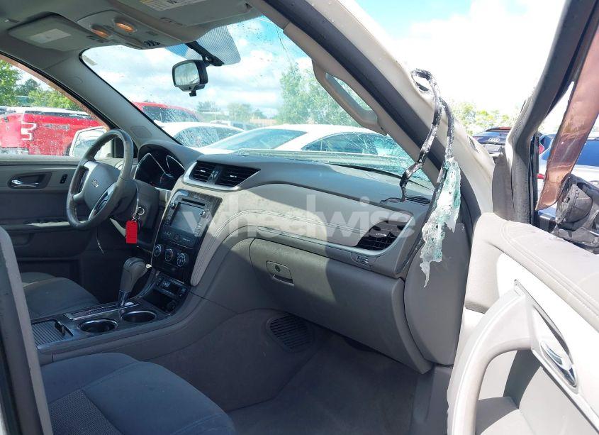 Photo 5 of 2013 Chevrolet Traverse 1LT (VIN 1GNKVGKD4DJ264915)