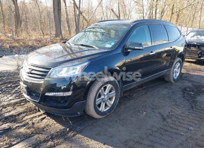 Photo 2 of 2014 Chevrolet Traverse 1LT (VIN 1GNKVGKD4EJ229485)