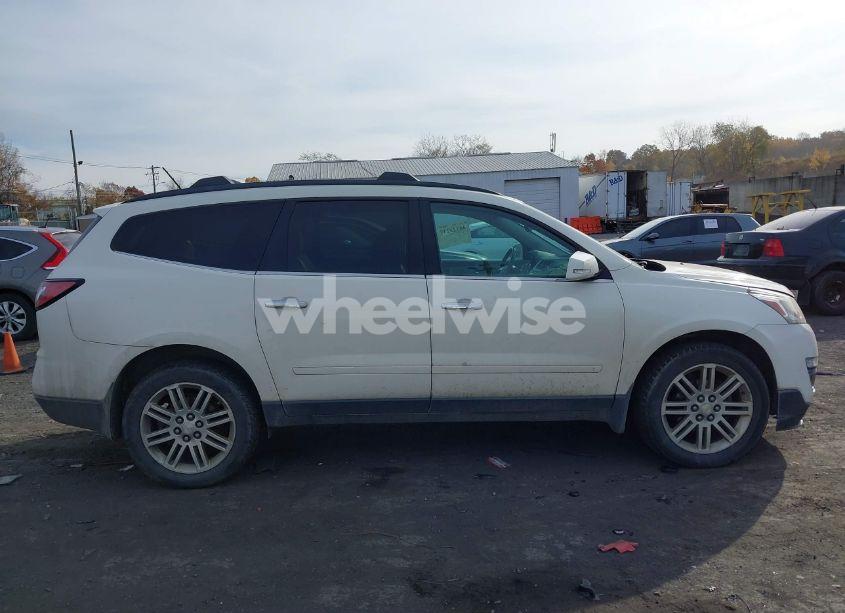 Photo 13 of 2015 Chevrolet Traverse 1LT (VIN 1GNKVGKD4FJ226121)