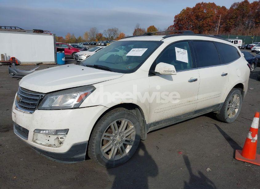 Photo 2 of 2015 Chevrolet Traverse 1LT (VIN 1GNKVGKD4FJ226121)