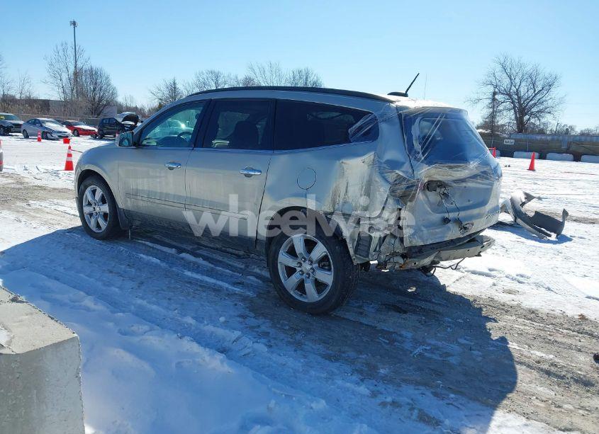 Photo 3 of 2016 Chevrolet Traverse 1LT (VIN 1GNKVGKD4GJ257497)