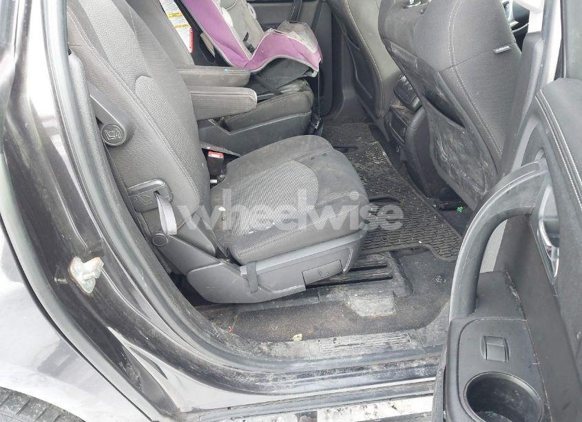 Photo 8 of 2017 Chevrolet Traverse 1LT (VIN 1GNKVGKD4HJ128287)