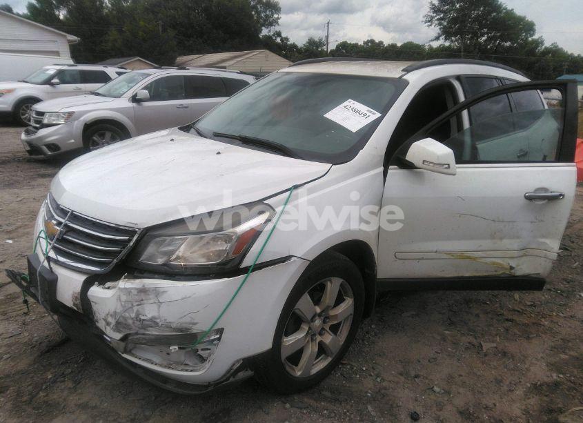 Photo 6 of 2017 Chevrolet Traverse 1LT (VIN 1GNKVGKD4HJ167445)