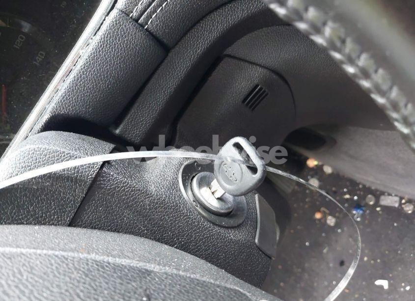 Photo 11 of 2013 Chevrolet Traverse 1LT (VIN 1GNKVGKD5DJ129068)