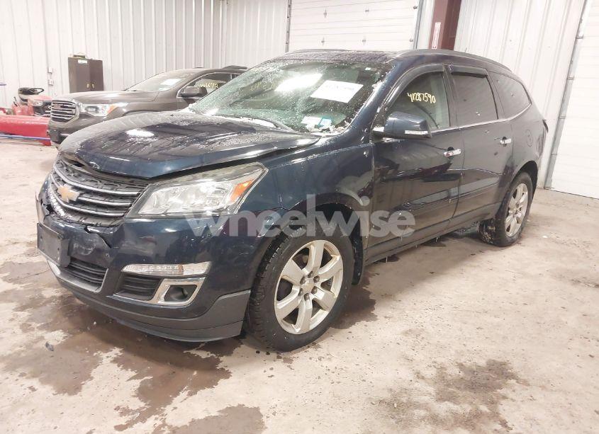 Photo 2 of 2016 Chevrolet Traverse 1LT (VIN 1GNKVGKD5GJ265477)