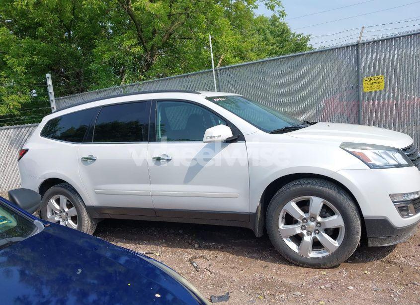 Photo 13 of 2016 Chevrolet Traverse 1LT (VIN 1GNKVGKD5GJ323068)