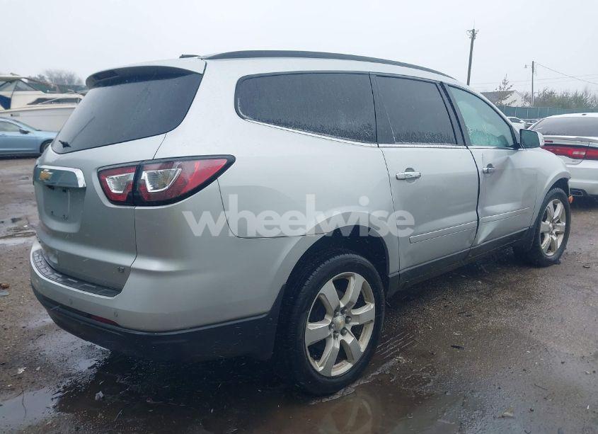 Photo 4 of 2017 Chevrolet Traverse 1LT (VIN 1GNKVGKD5HJ338414)