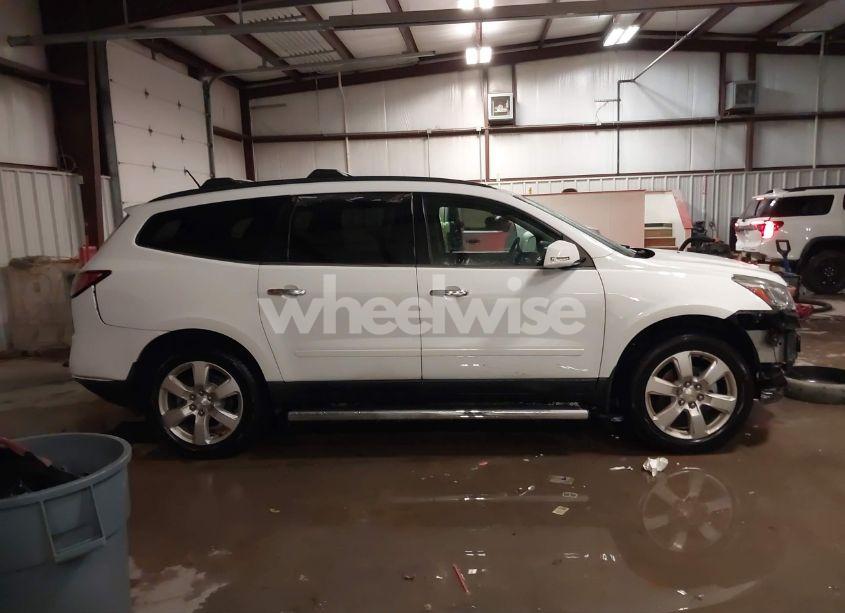 Photo 14 of 2017 Chevrolet Traverse 1LT (VIN 1GNKVGKD5HJ341961)