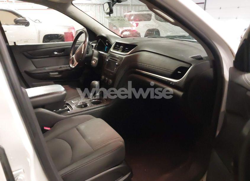 Photo 5 of 2017 Chevrolet Traverse 1LT (VIN 1GNKVGKD5HJ341961)