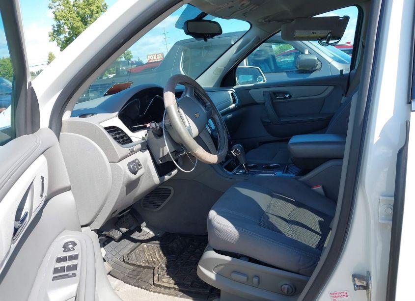 Photo 5 of 2014 Chevrolet Traverse 1LT (VIN 1GNKVGKD6EJ161156)