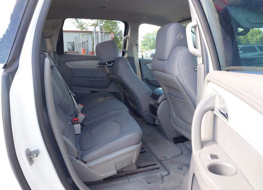 Photo 8 of 2014 Chevrolet Traverse 1LT (VIN 1GNKVGKD6EJ161156)