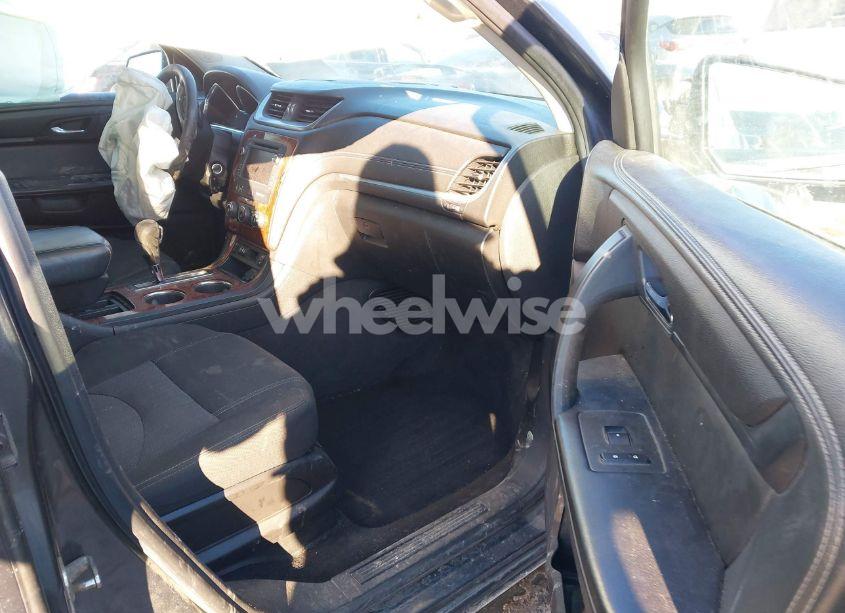 Photo 5 of 2014 Chevrolet Traverse 1LT (VIN 1GNKVGKD6EJ260253)