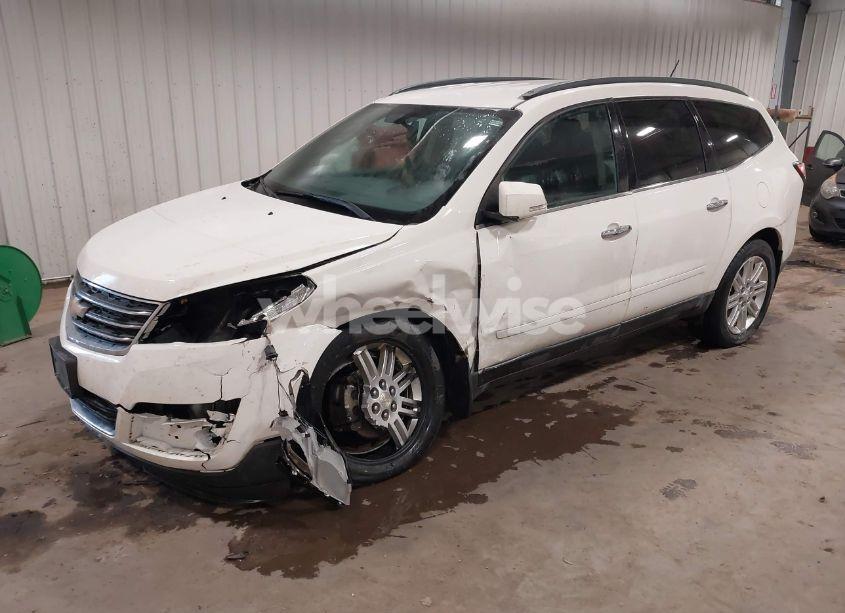 Photo 2 of 2015 Chevrolet Traverse 1LT (VIN 1GNKVGKD6FJ208994)