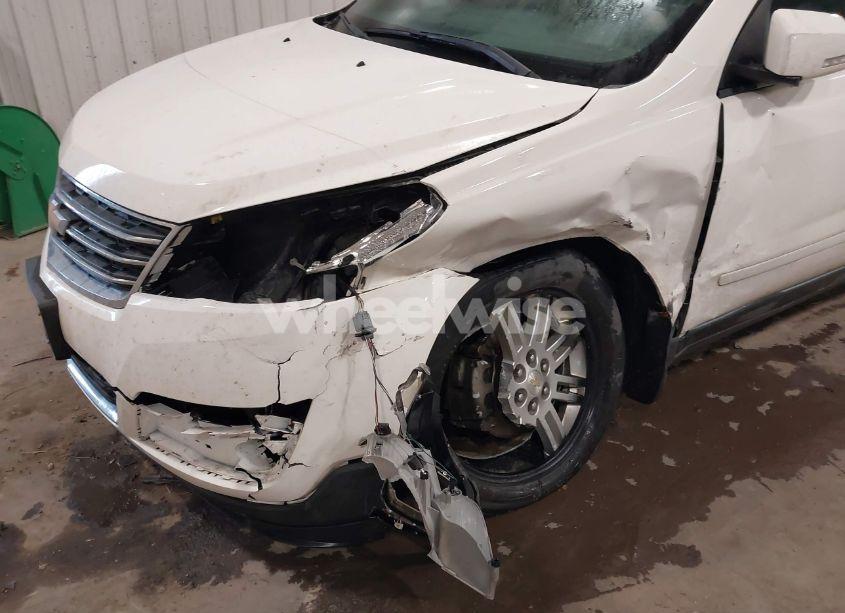 Photo 6 of 2015 Chevrolet Traverse 1LT (VIN 1GNKVGKD6FJ208994)